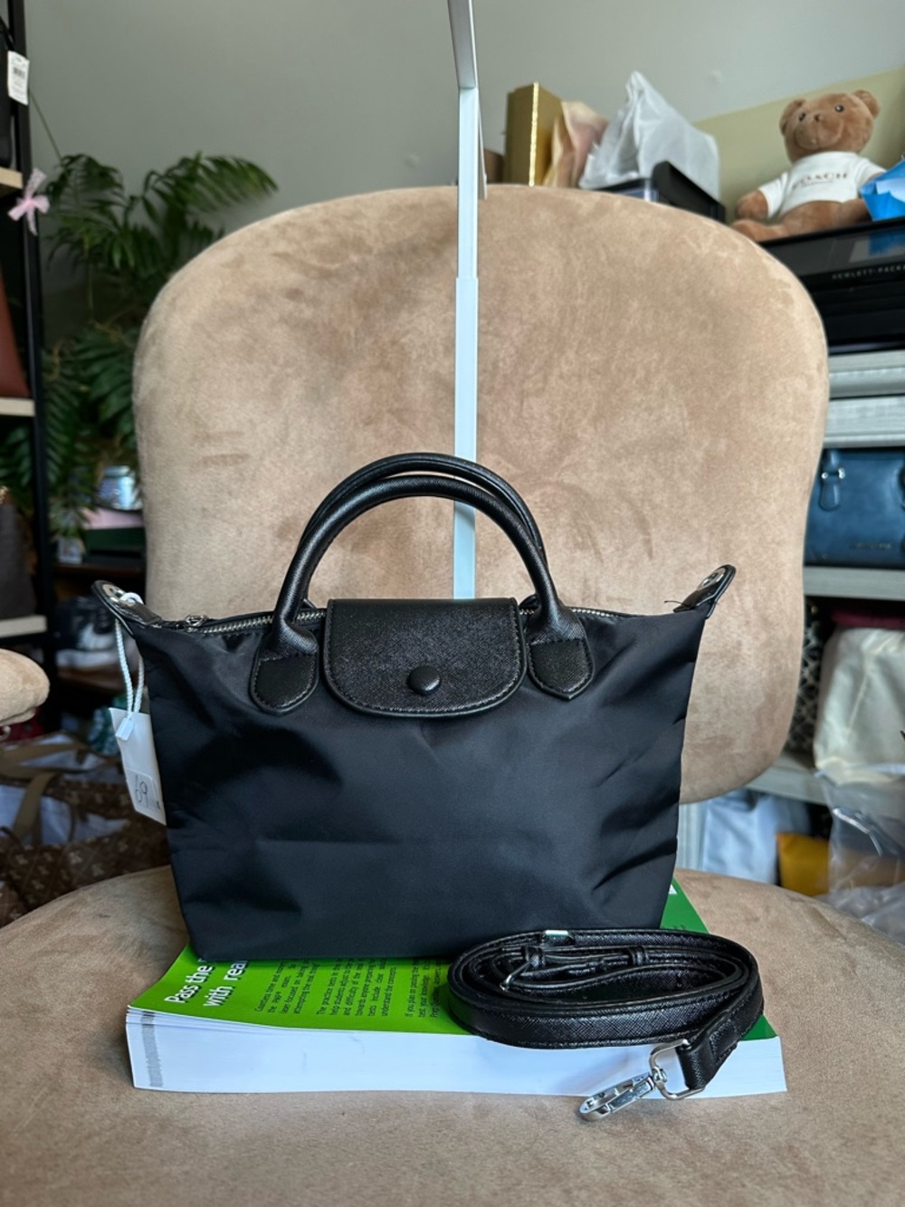 Classic Black Women's Crossbody Bag with Removable Strap Unbranded New No Tag